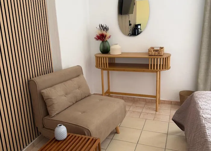 Angelika Rooms